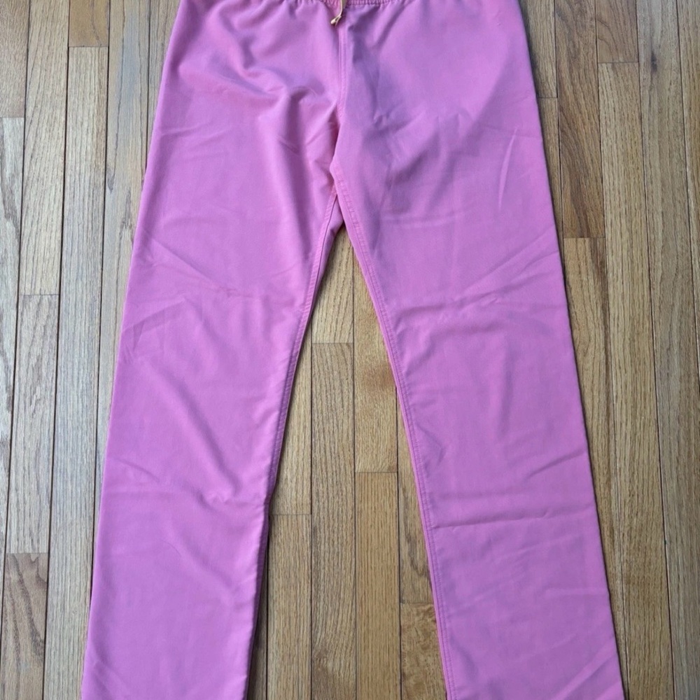 Figs Livingston Medium Tall Neon Pink